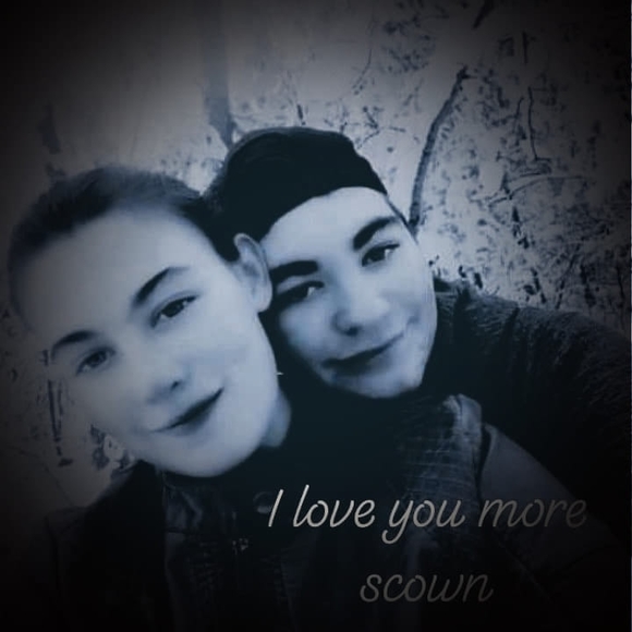 Meet your Posher, Mikayla - Picture 1 of 1